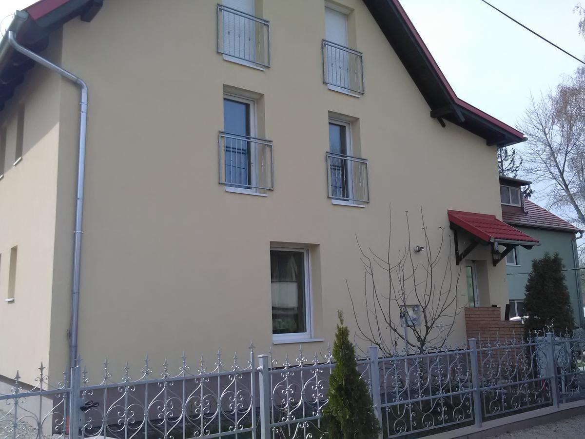 Active Vendeghaz Keszthely Hotel ภายนอก รูปภาพ