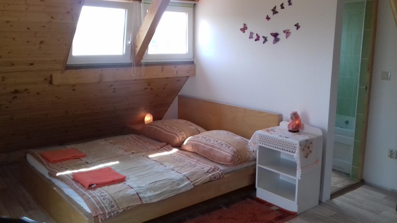Active Vendeghaz Keszthely Hotel ภายนอก รูปภาพ